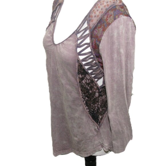 Gimmicks by BKE Boho Cutout/Slit Back Knit Top Size XS - Picture 4 of 7